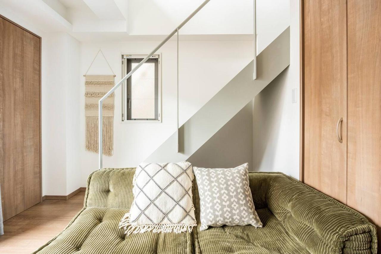 上野駅徒歩５分シングルベッド４台+ソファベッド２台 1ldk Appartement *