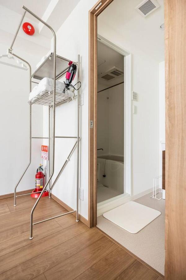 Appartement 上野駅徒歩５分シングルベッド４台+ソファベッド２台 1ldk *