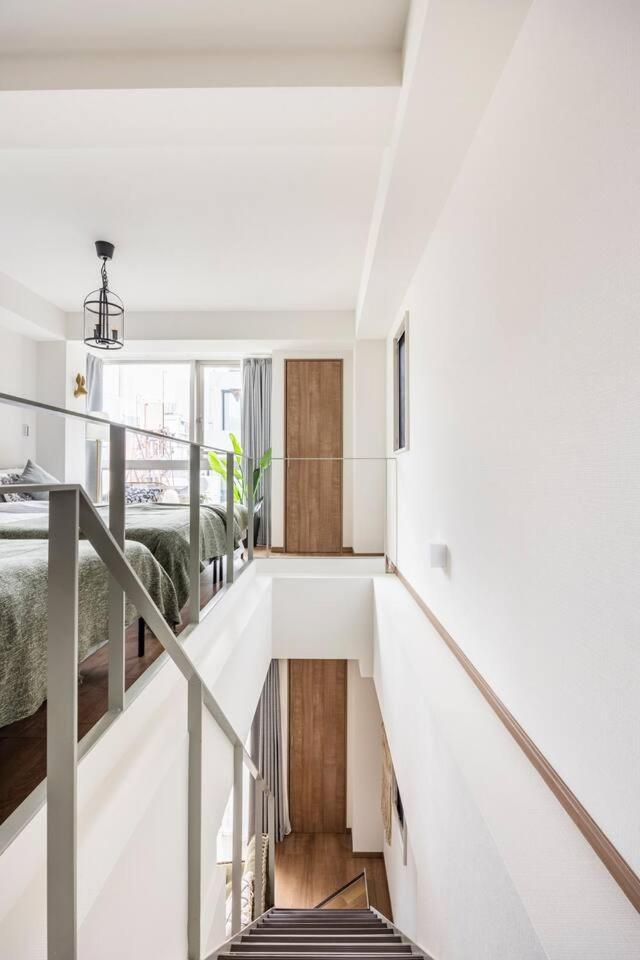 上野駅徒歩５分シングルベッド４台+ソファベッド２台 1ldk Appartement